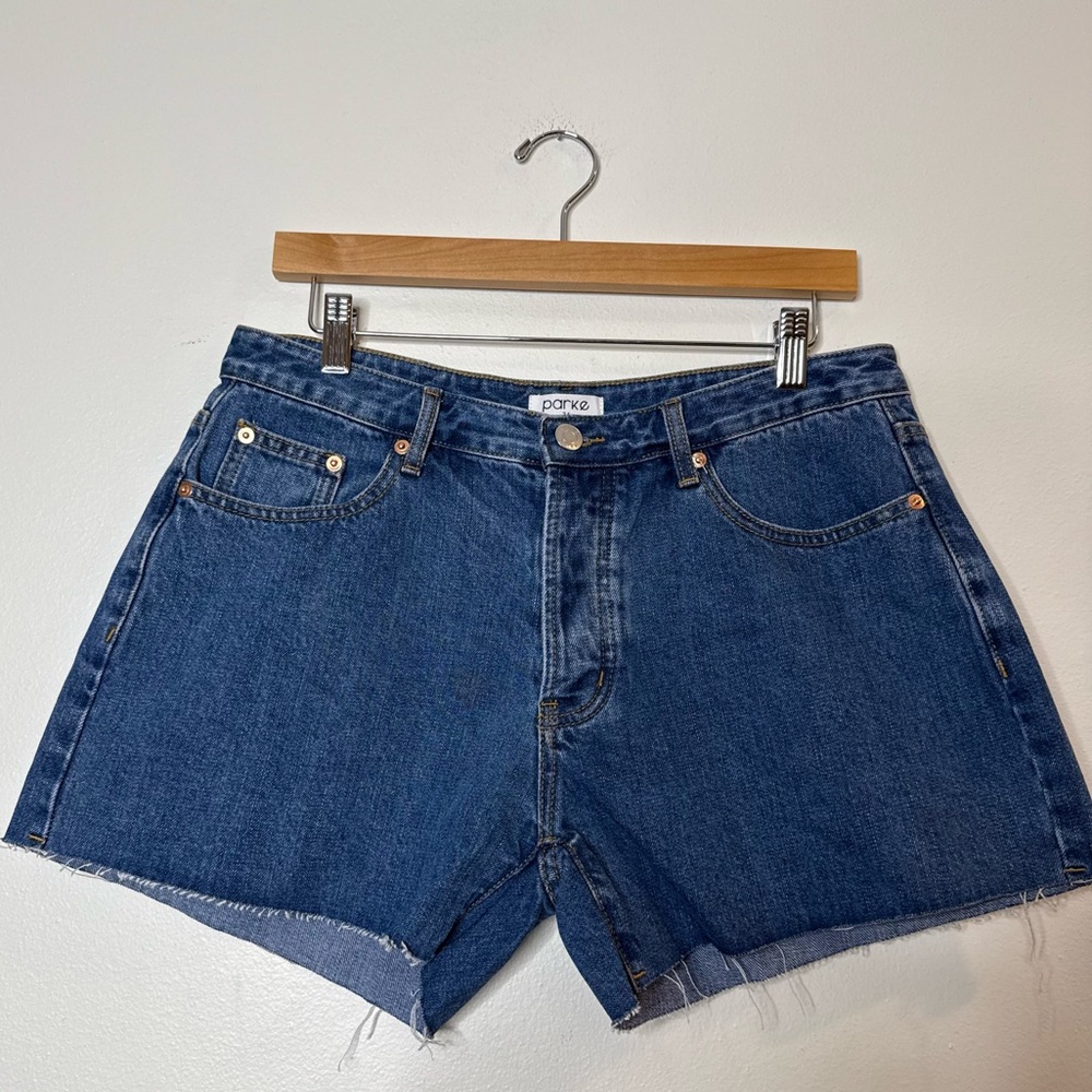 Parke Medium Dark Wash Cut Off Denim Shorts size 31